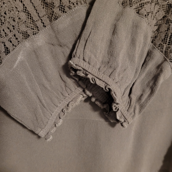 Top - Picture 4 of 4